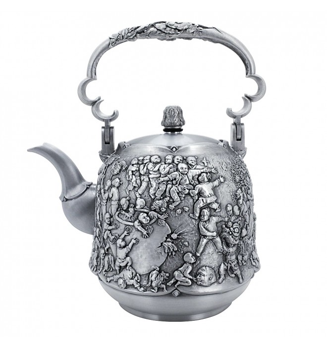 Innocent Lineage Teapot
