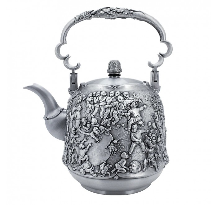 Innocent Lineage Teapot Innocent Lineage Teapot
